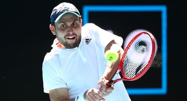 Карацев в полуфинале Australian Open сыграет c Джоковичем. Букмекер дает на проход россиянина вероятность 11%