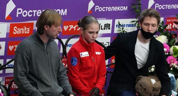 Тренер академии Плющенко признался, что расстроился возвращению Трусовой к Тутберидзе