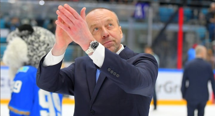 Тренер «Барыса» проведет исторический матч в КХЛ