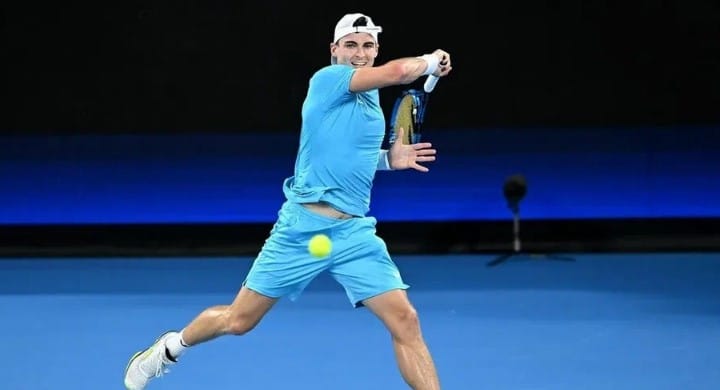 Казахстанские теннисисты начали борьбу в квалификации к Australian Open