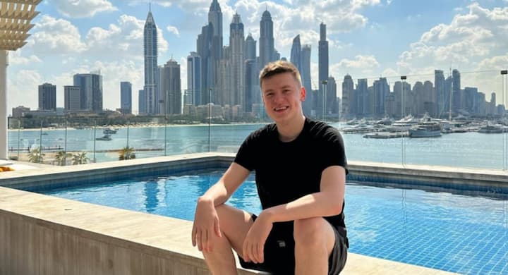 Белорусского трэш-стримера Андрея Бурима, известного под псевдонимом Mellstroy, объявили в розыск в Казахстане