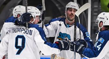 «Барыс» победил «Автомобилист» и вернулся в зону плей-офф КХЛ. Сыграл коэффициент 5.50